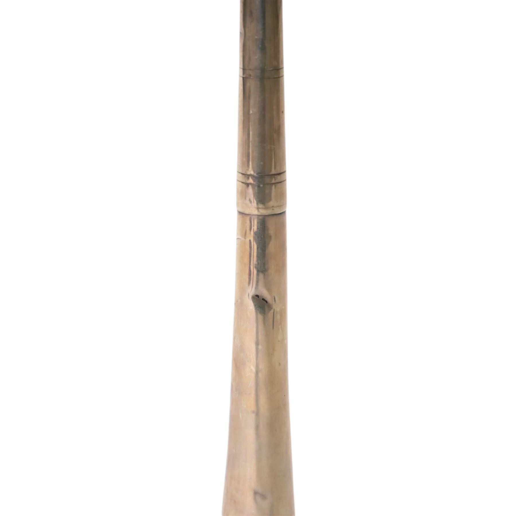Early 20th century silver hunting horn, of typical form engraved 'South Oxfordshire Hounds W.H.B. from W. and C.F. Season 1905-6 43 Brace', marked Whippy London , hallmarked (worn and indistinct), L24cm