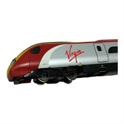 Hornby '00' gauge R2467 Virgin Trains Pendolino Train Pack, boxed 