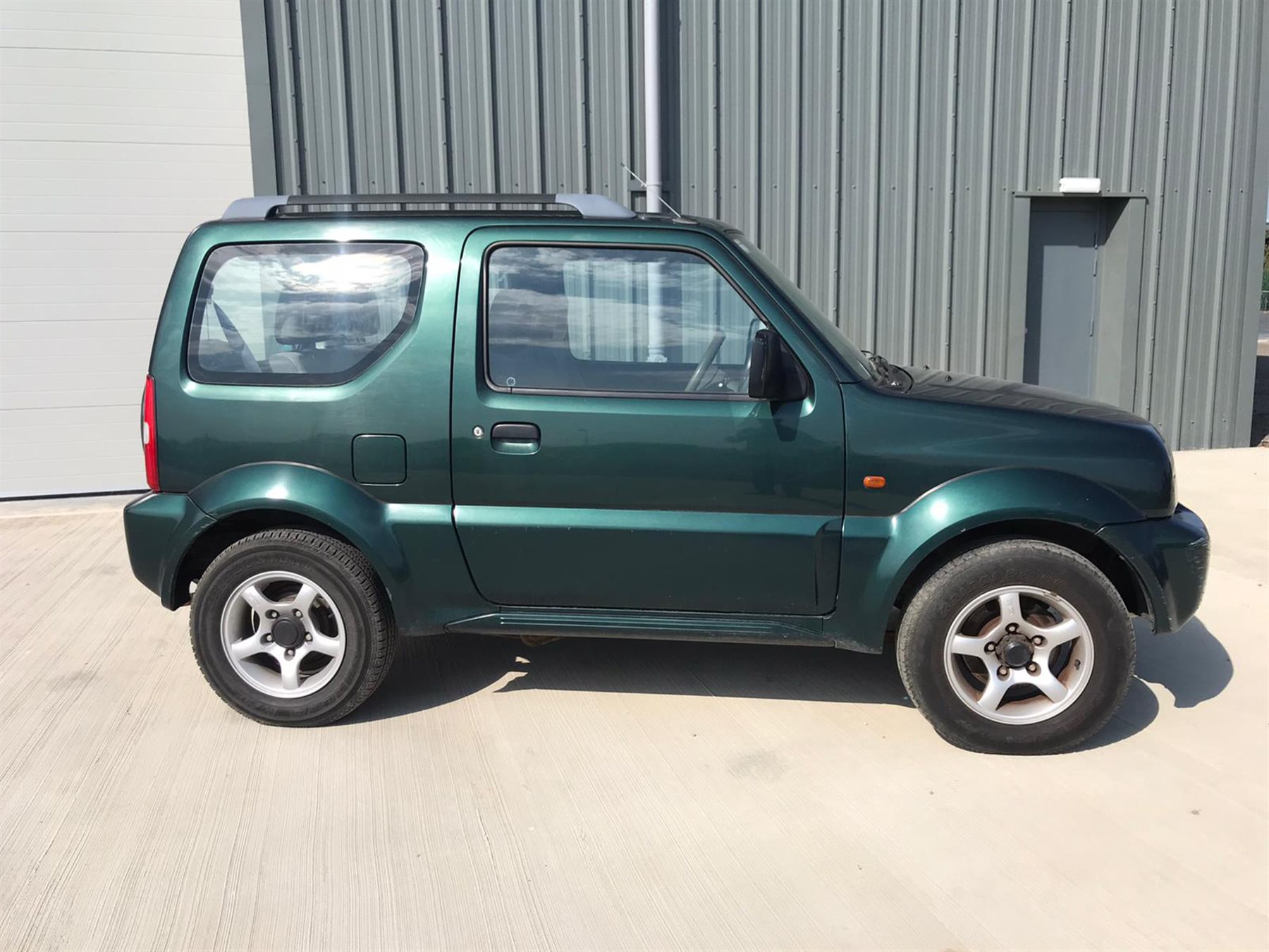 2001 Suzuki Jimny 1.3 JLX 3dr. Petrol, Manual, 4 Wheel Drive. Only 66571 miles, 4 seats. From a local estate. One key, no log book present