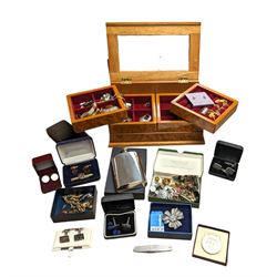 Collection of costume jewellery, including gold plated curb link bracelet, pin badges, charms, rings and jewellery boxes, together with an Edwin Blyde pewter hip flask etc 