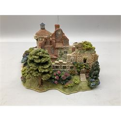 Lilliput Lane 'Scotney Castle Garden' special edition model, limited edition of 4500, boxed with certificate