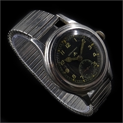  Longines Gentleman's stainless steel wristwatch circa 1945,one of the 'Dirty Dozen', screw back with issue markings 23088 3449  ^ WWW 7173, lug numbered 3449. 3.7cm diameter   