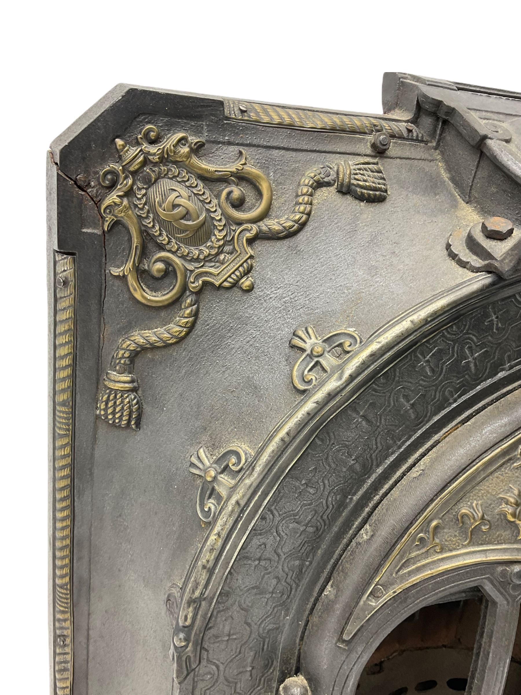 Early 20th century French La Salamandre cast iron stove