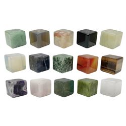 Fifteen cube mineral specimens, each cut and polished to highlight natural formations, including tiger eye, black obsidian, green aventurine, rose quartz, opalite, rhodonite etc, H2cm 