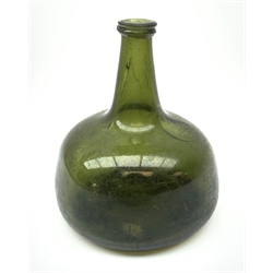 18th century onion shaped green glass wine bottle, H16cm