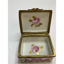 Early 19th century Swansea box of rectangular form, densely decorated with painted pink cabbage roses and gilt foliage upon plain ground, the hinged lid opening to reveal interior painted with two further roses upon plain ground, marked Swansea. in gilded lettering beneath, W7cm H3.5cm D5.5cm