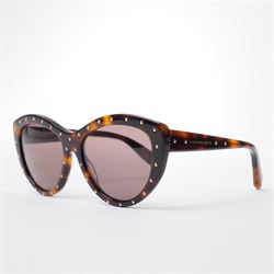 Alexander McQueen - pair of oversized sunglasses, with tortoiseshell-effect acetate frames...