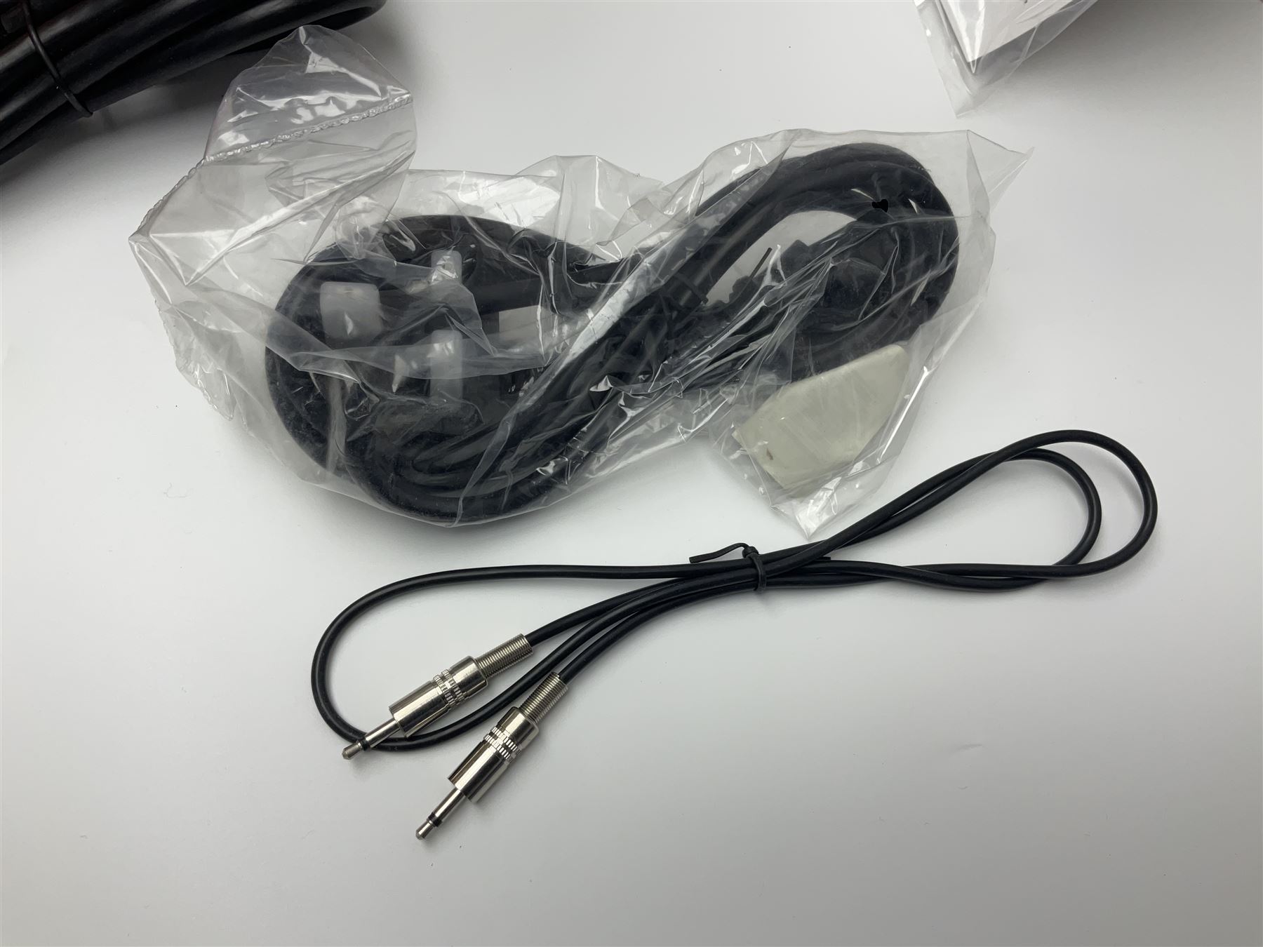 Gallien Krueger MB Fusion 800 amplifier still in factory packaging and delivery box; with additional RFB-111 remote foot controller