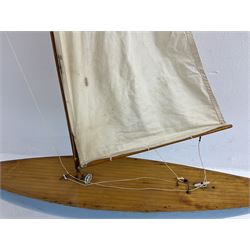 Pond yacht - Games Industries 'Albatross' Racing Yacht with blue painted hull with working rudder, simulated planked deck and single sail L91cm H153cm 
