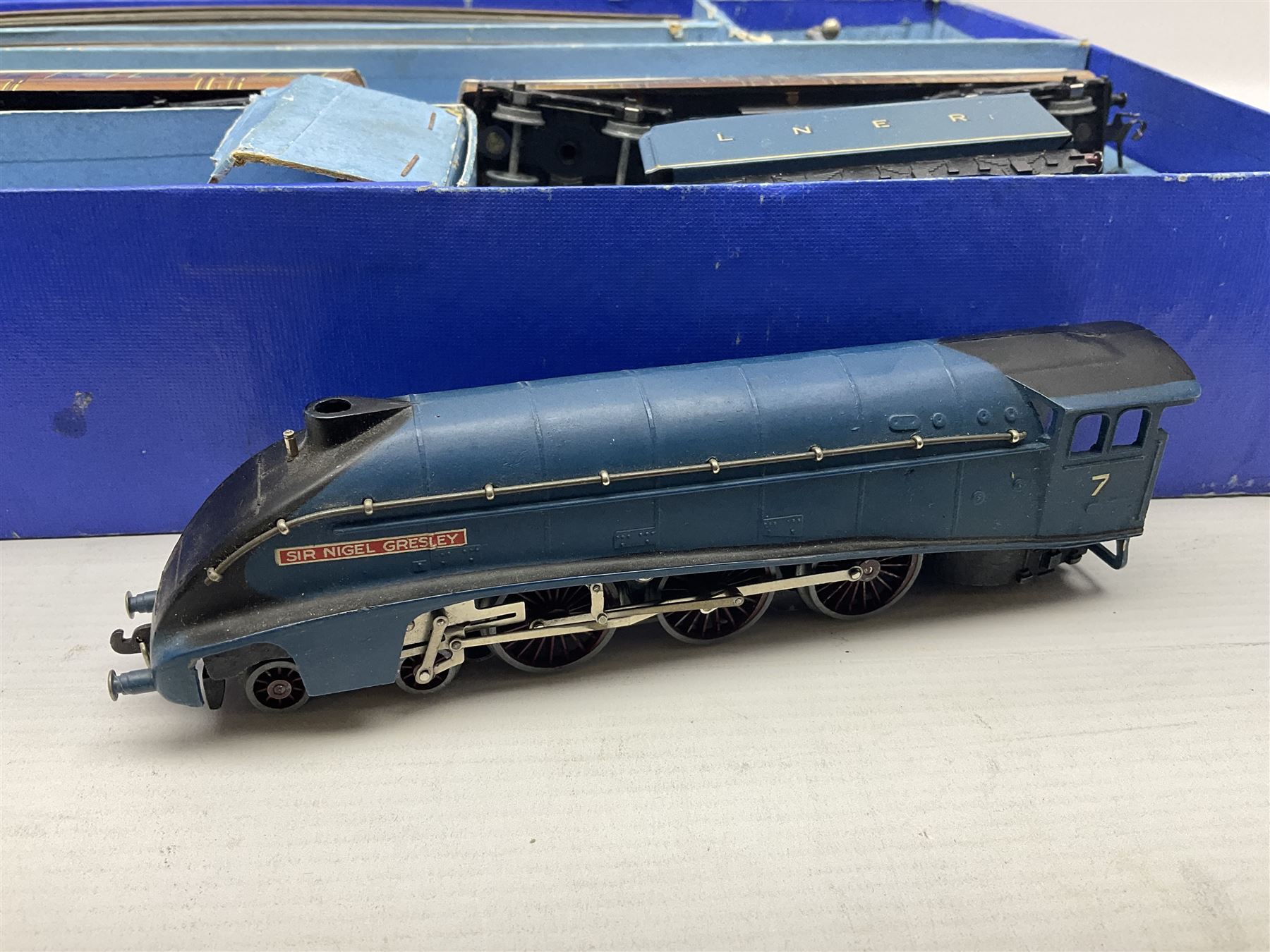 Hornby Dublo - 3-rail EDP1 electric train set with Class A4 4-6-2 locomotive 'Sir Nigel Gresley' No.7 and tender in LNER Blue, two teak effect passenger coaches; quantity of track and controller; in fitted box with locomotive cover and paperwork