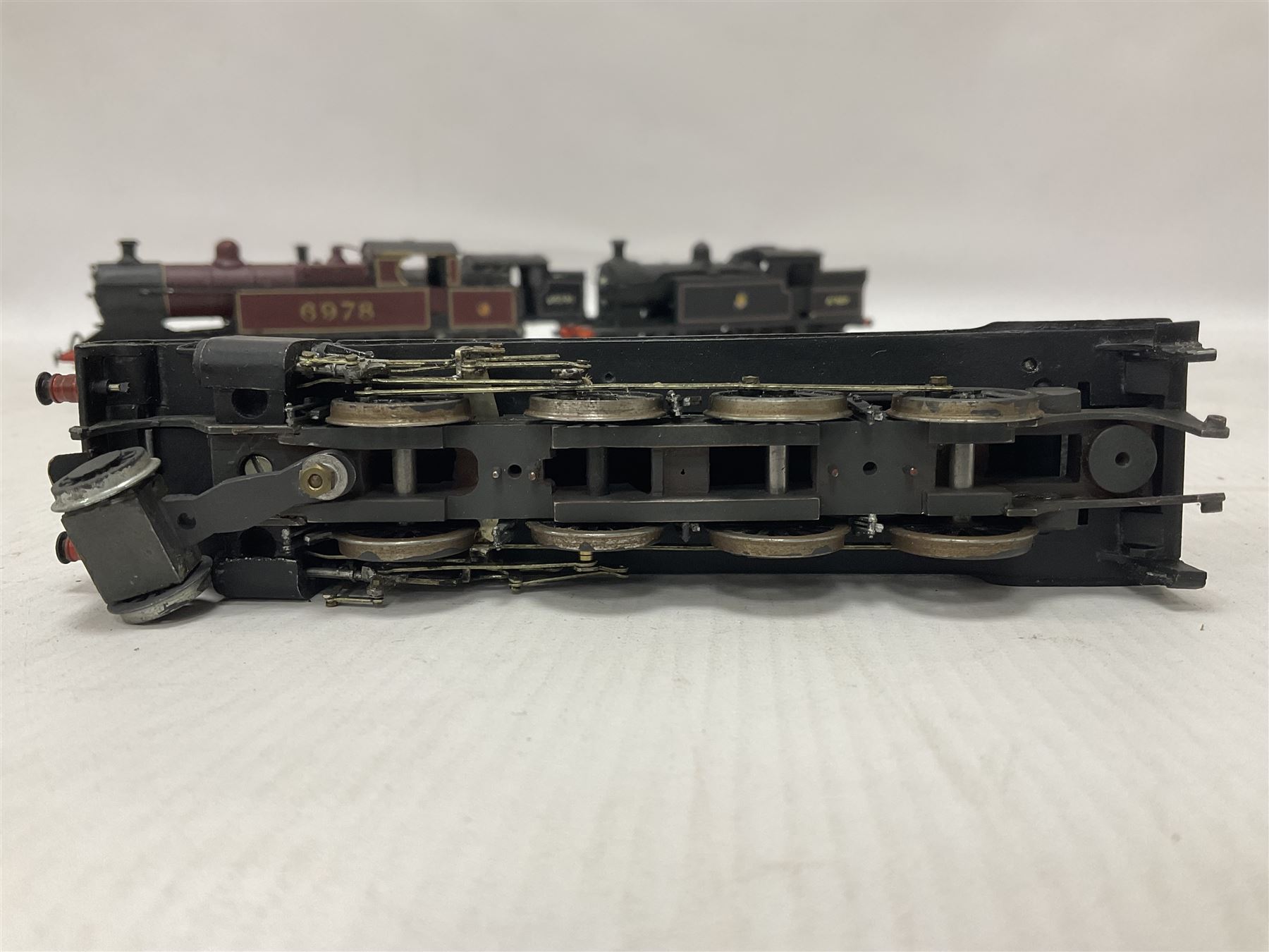 ‘00’ gauge - eight kit built steam locomotives, mostly for restoration comprising LNWR/LMS Whale G Class 0-8-0 no.49078 in BR black; Class J11 (Pom-Pom) 0-6-0 no.64451 in BR black; Class F4 2-4-2T no.67214 in BR black; Precursor Tank Whale ‘Dreadnought’ 4-4-0 no.659 in black; Class O2 2-8-0 no.63936 in BR black; Class A4 4-6-2T no.6978 in LNER crimson; Class C16 4-4-2T no.67489 in BR black; Class A6 4-6-2T no.69791 in BR black (8) 
