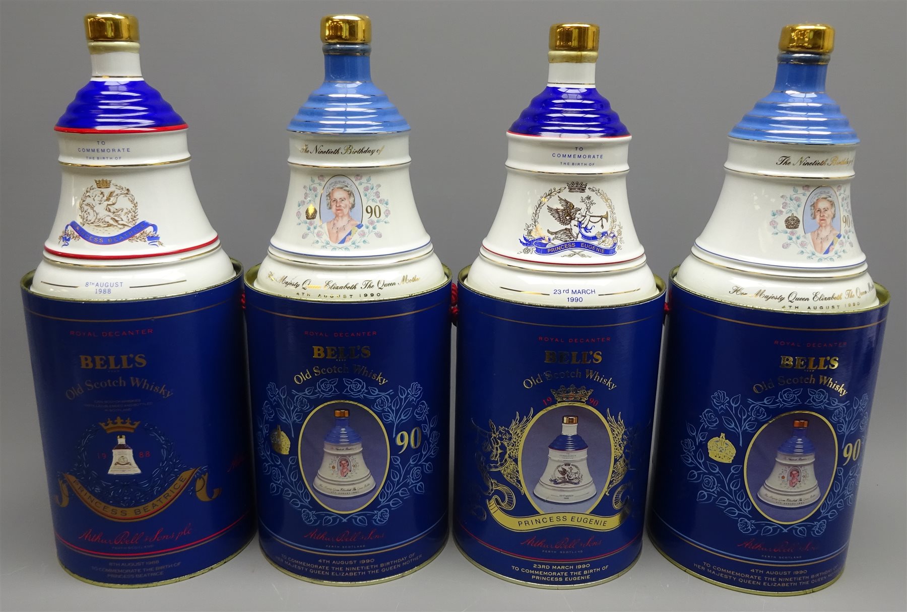 Bells Old Scotch Whisky in Wade Royal Commemorative decanters for Queen