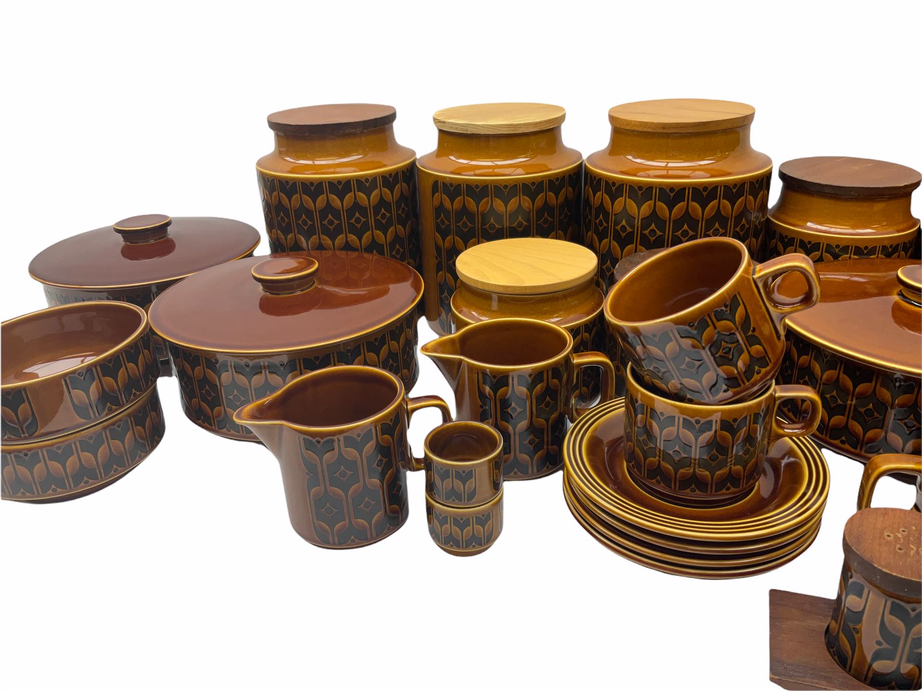 Hornsea Pottery Hairloom pattern dinner and tea wares | Antiques
