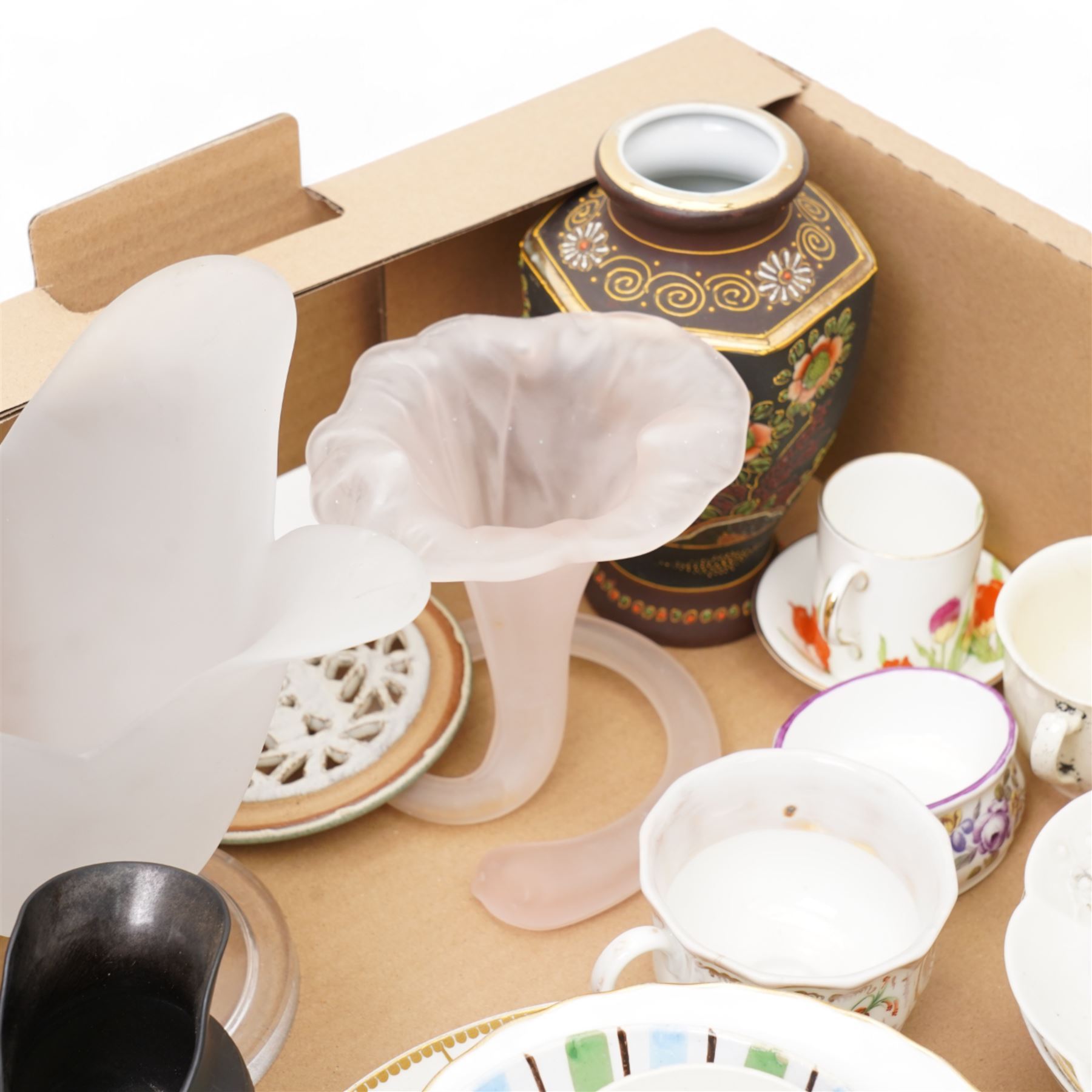 Fieldings Crown Devon items including fruit bowl, five dessert bowls and teapot, Poole pottery preserve jar, Sylvac posy holder, Frosted art glass tulip vase, similar lily vase, two Belleek saucers, assorted cups and saucers etc contents in two boxes