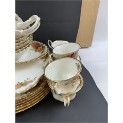 Royal Albert Old Country Roses pattern coffee and dinner service for six, including coffee pot, coffee cups and saucers, dinner plates, side plates, bowls etc 