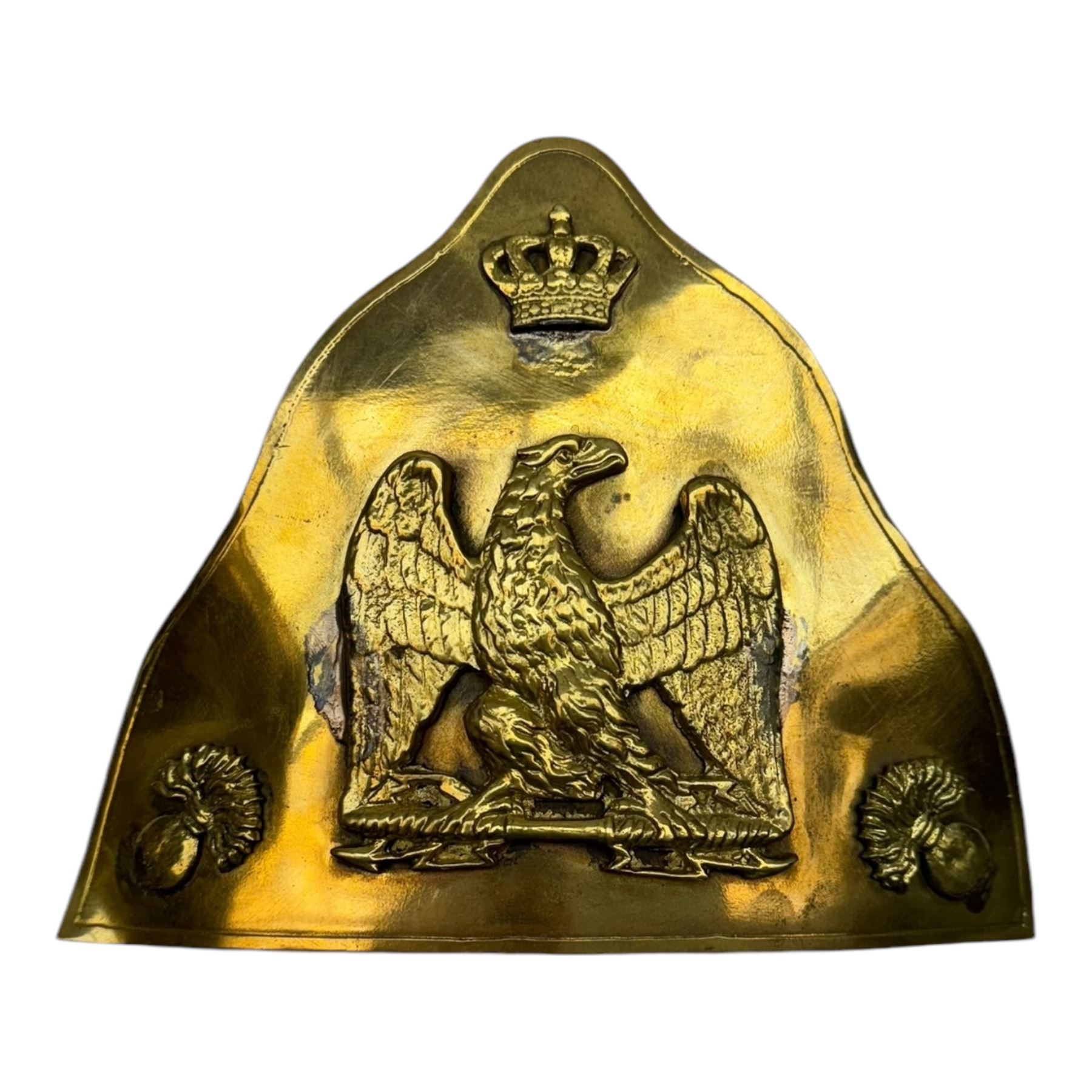Kingdom of Italy Order of the Iron Crown replica, the Knight’s breast badge in gilt metal and enamel with crowned bust of Emperor Napoleon facing left to the centre, in fitted case, together with a reproduction helmet plate, plate H14cm