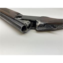 Browning B2 12-bore over-and-under double barrel boxlock ejector sporting gun, 67cm barrels with 2.75