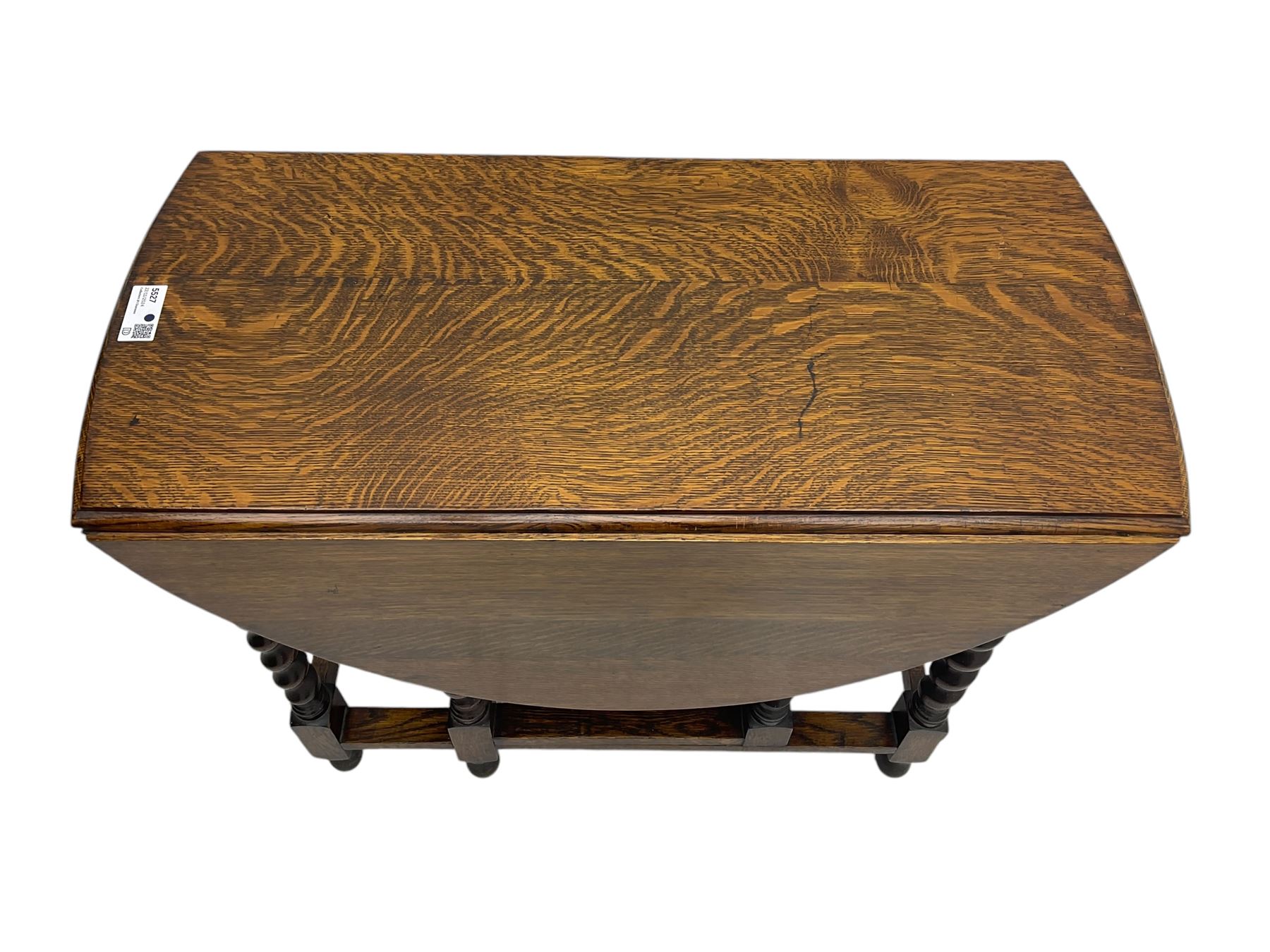 20th century oak drop-leaf dining table on spiral turned supports 