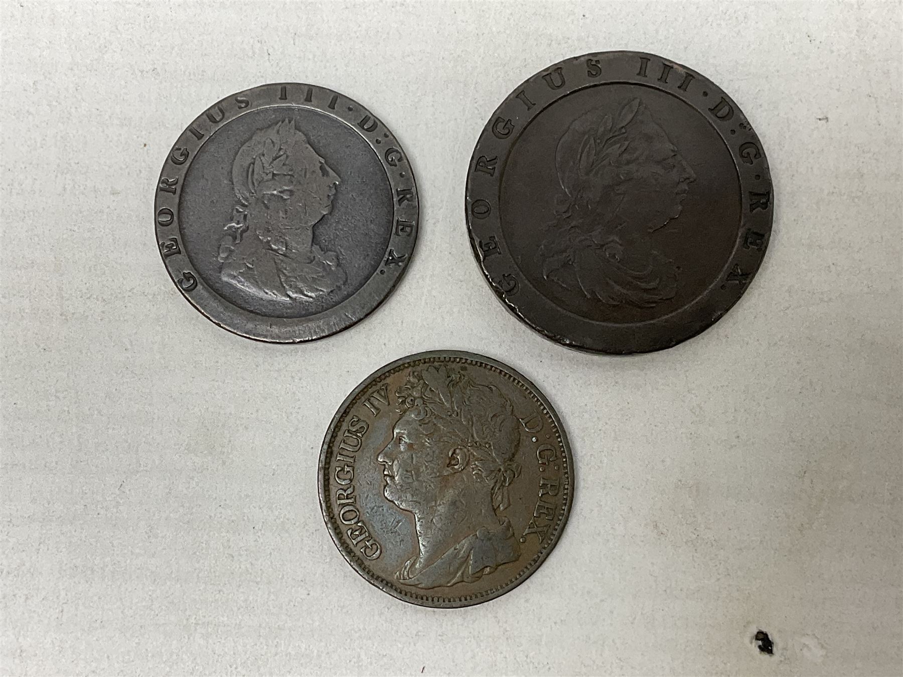 Approximately 90 grams of pre 1920 Great British silver coins, approximately 120 grams of pre 1947 Great British silver coins, George III cartwheel penny and twopence and George IV Irish 1823 penny 