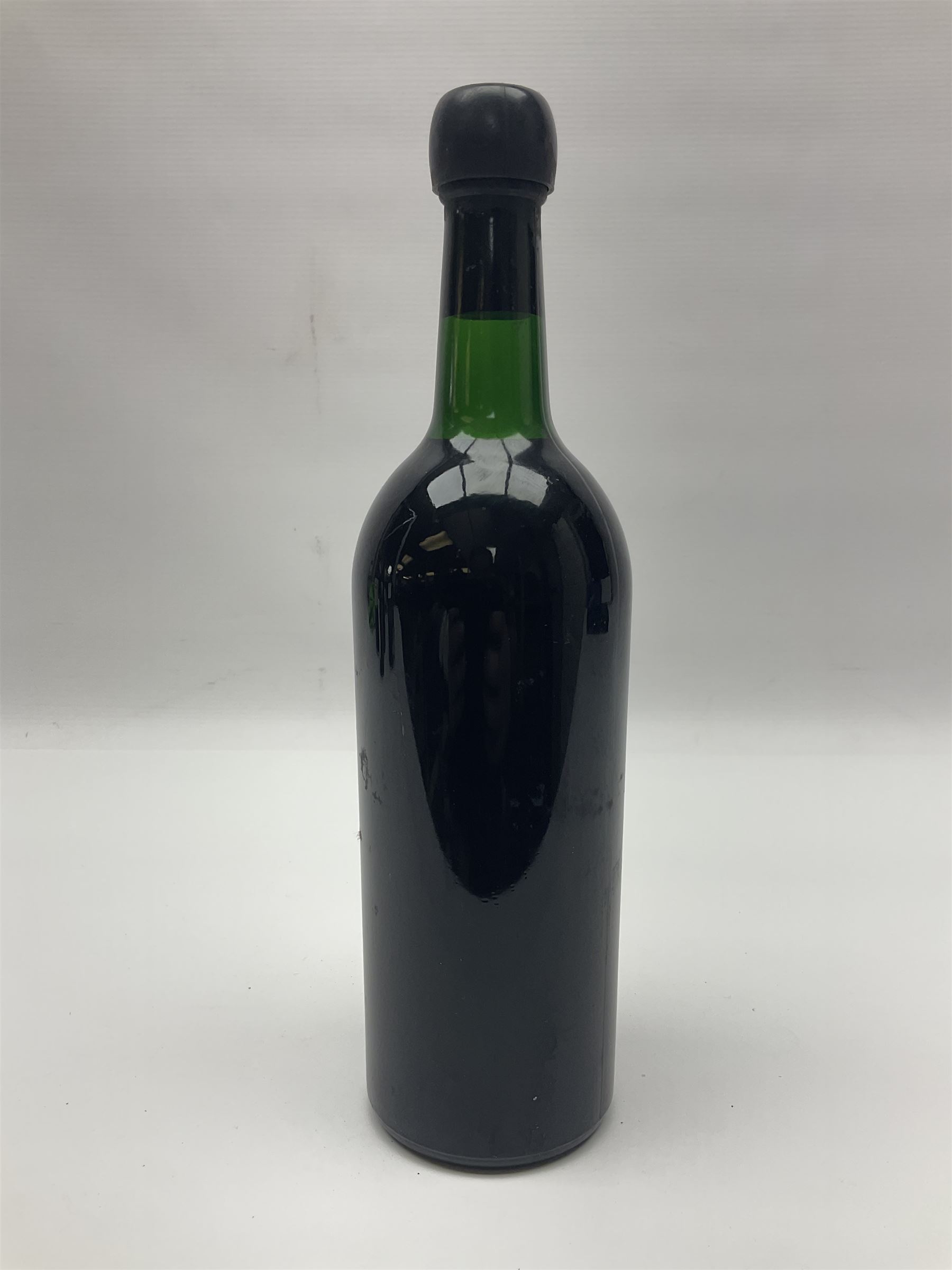 IEC Wine Society, 1966, Dow port, unknown contents and proof  