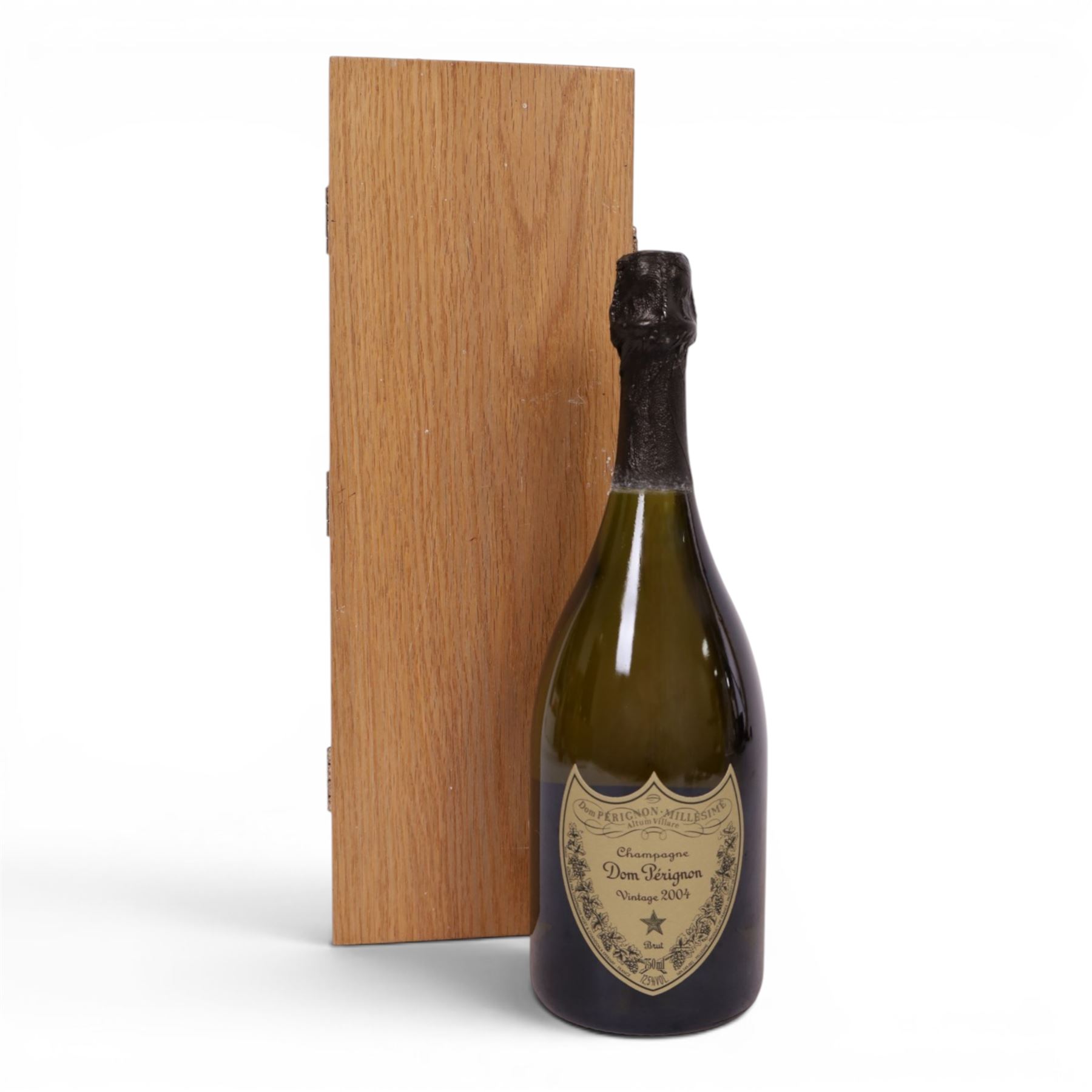 Dom Perignon 2004 vintage champagne, 12.5% 750ml in presentation box 