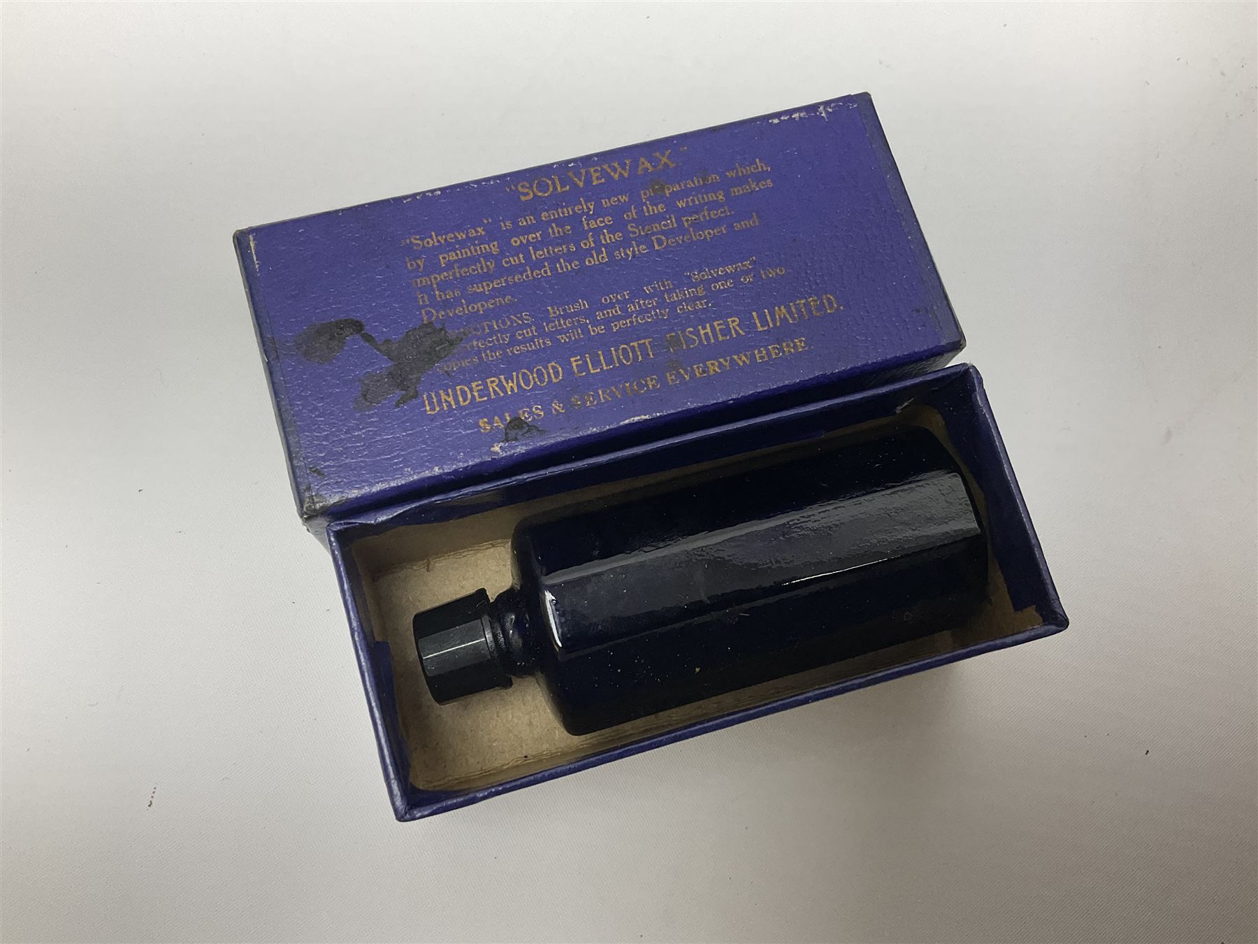 Underwood standard duplicator, in original wooden box, with gilt lettering to cover