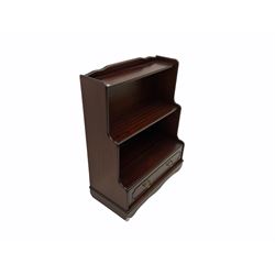 Mahogany open bookcase with drawer