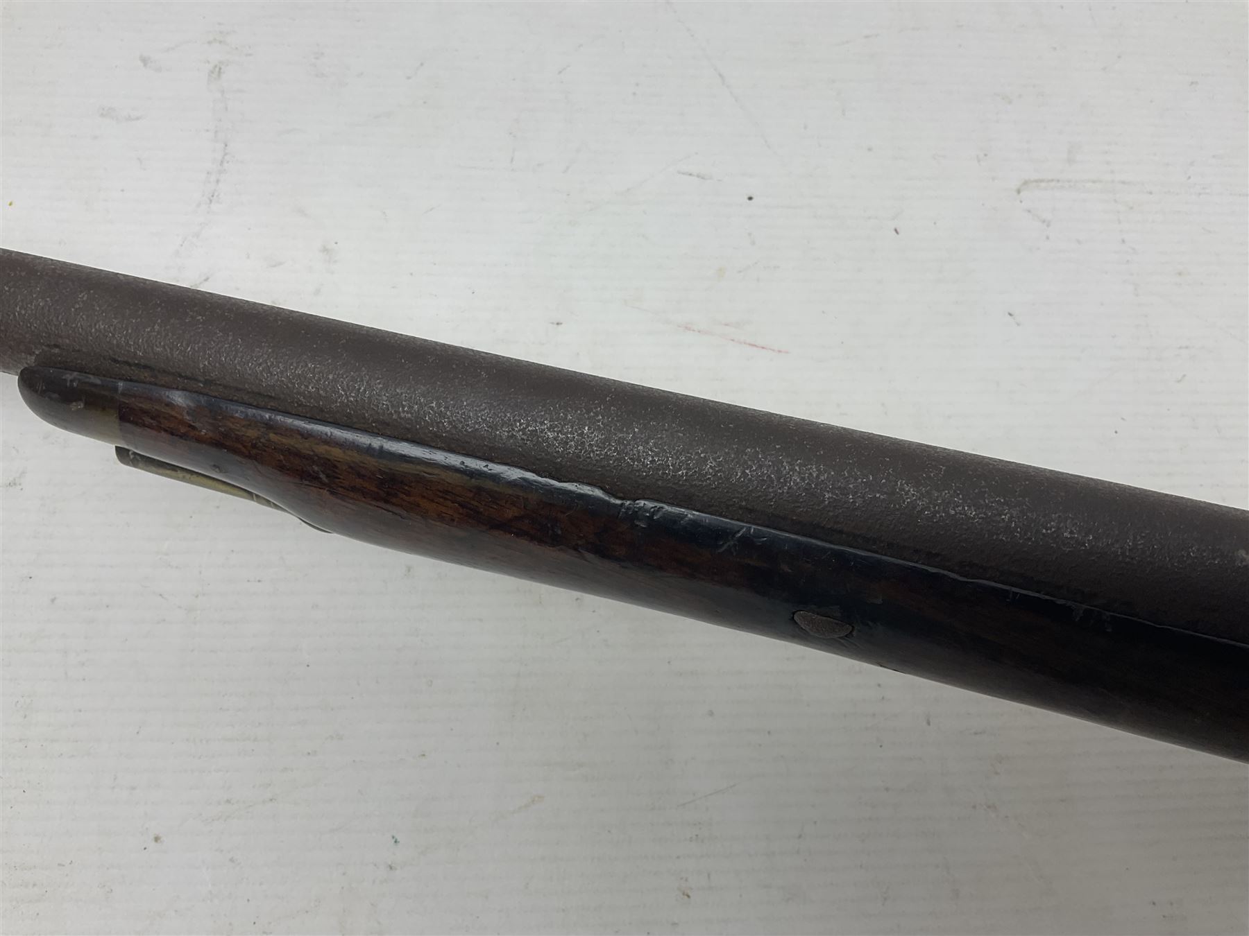 Early 19th century flintlock single barrel sporting gun by Johnston, approximately 14-bore, with 94cm(37