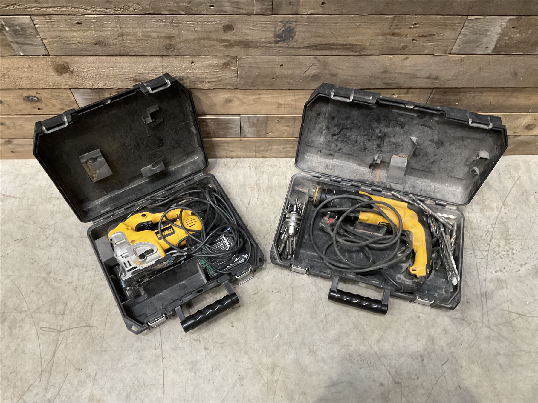 De-Walt jigsaw and a De-Walt SDS drill, cased (2)