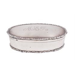 Edwardian silver trinket box, of oval from, with C scroll rim and engraved initials to hinged cover, hallmarked Elkington & Co Ltd, Birmingham 1906, H3cm