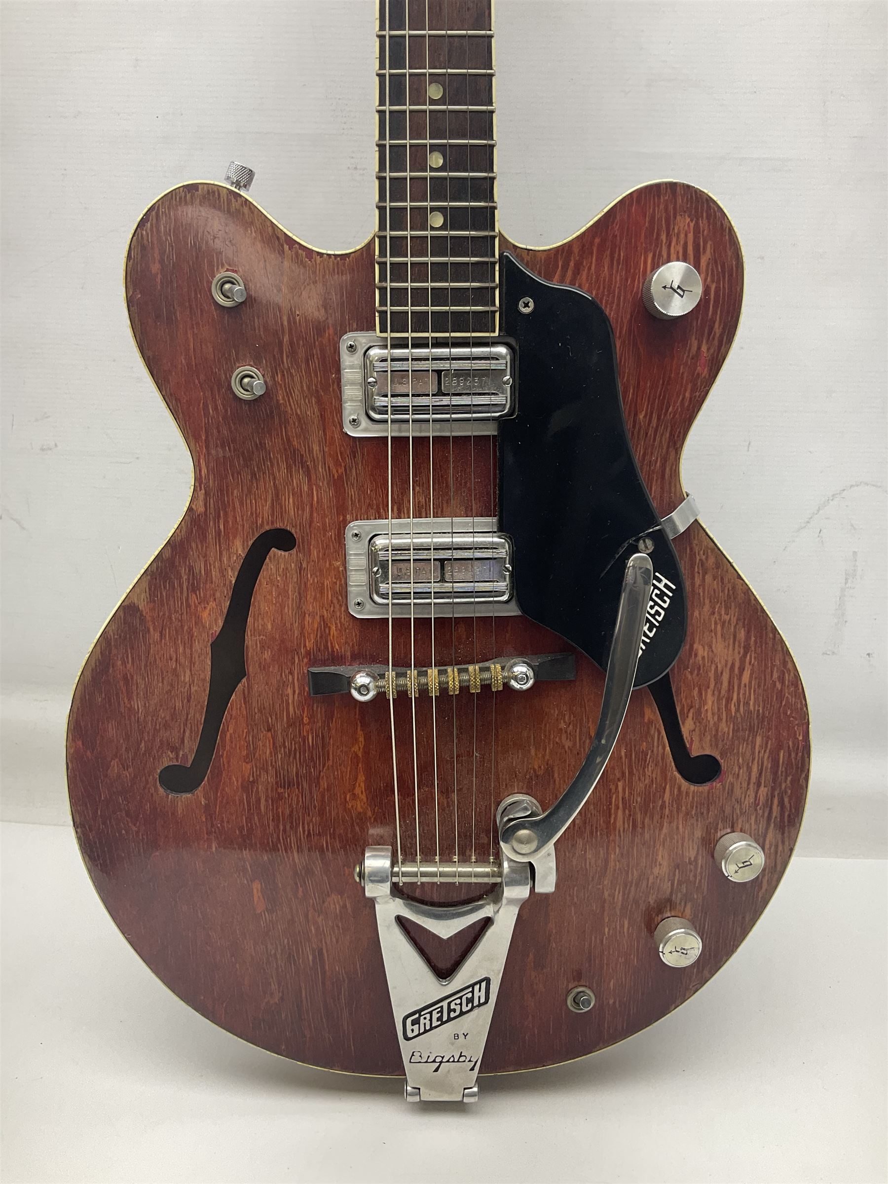 1968 American Gretsch Streamliner semi-acoustic guitar, serial no.89179; L108cm; in original case