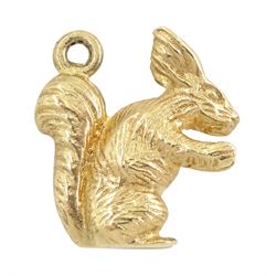 9ct gold squirrel pendant / charm, Londo