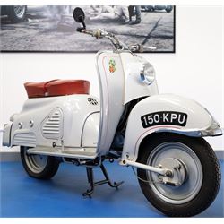 1957 Zündapp Bella R154 Scooter

• Registration: 150 KPU
• Year: 1957
• Model: Bella R...
