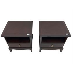 Stag - Minstrel range mahogany three drawer chest, pair of matching bedside stands and blanket box