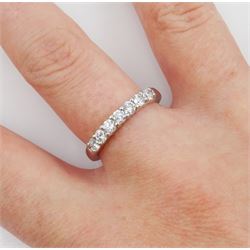 Platinum seven stone round brilliant cut diamond ring, stamped, total diamond weight 0.50 carat