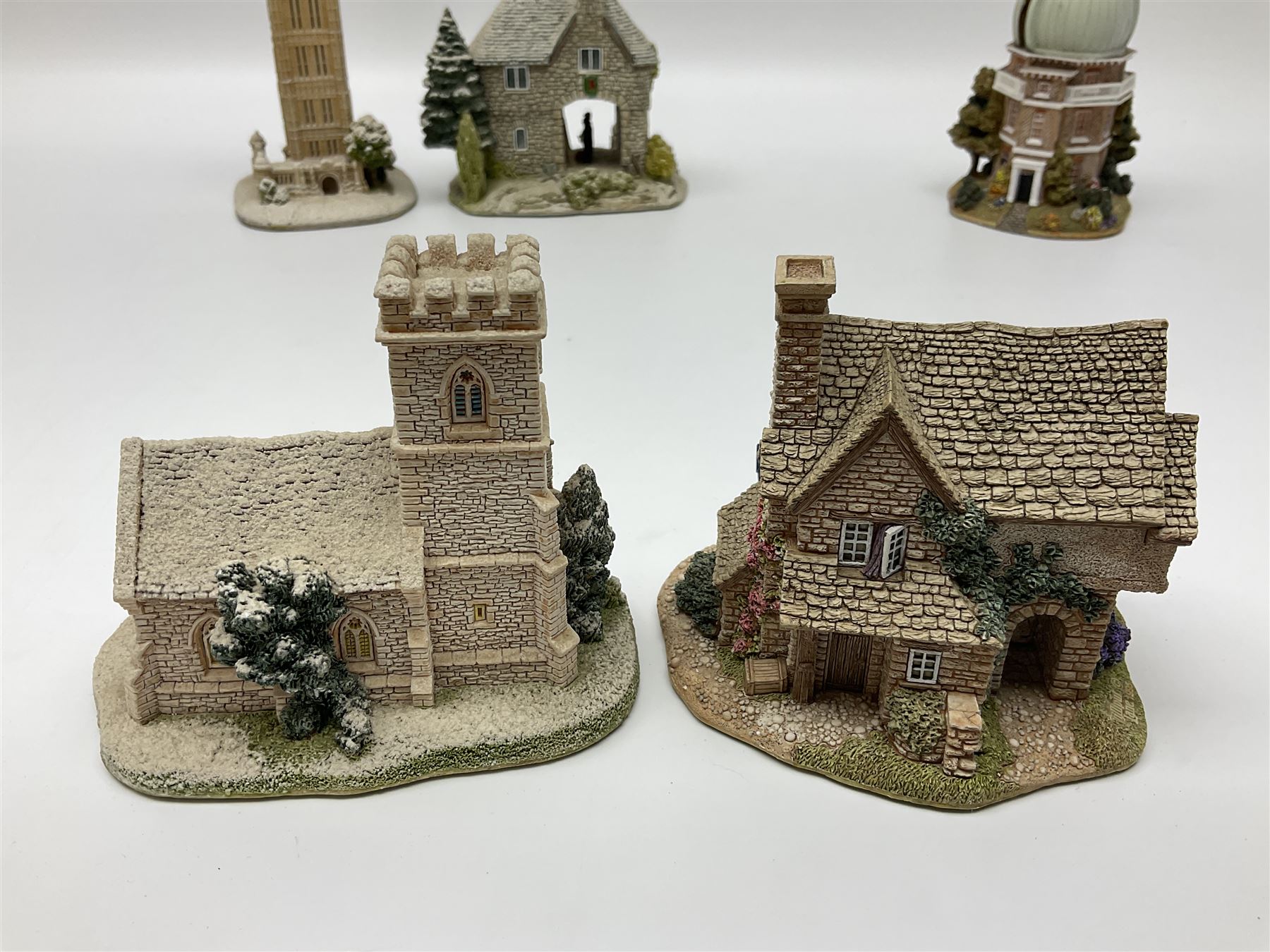 Fourteen Lilliput Lane, to include Bo-Peep Tea Rooms, Snowdon Lodge, The Great Equatorial, Big Ben in Winter, St Joseph's Church etc, all with original boxes and some with deeds 