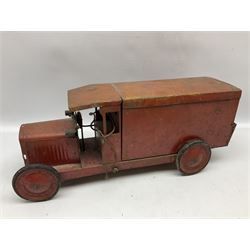 Hornby Racer 3 speedboat L45cm; pre-war Tri-ang sheet steel lorry and mobile crane; quantity of lead soldiers by Johillco etc; Tri-ang Minic clockwork Royal Mail Van; and part set of tin-plate construction pieces; all unboxed