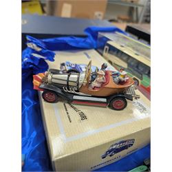Corgi Toys diecast vehicles, including Chitty Chitty Bang Bang, Daimler, Rolls Royce 1912, Applebys Coach 91911 and a collection of other diecast vehicles