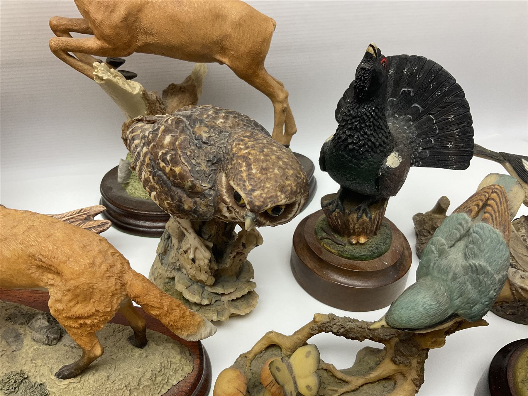 British wildlife, dogs and other animal figures, to include examples by Border Fine Arts, Teviotdale and David Hughes, etc