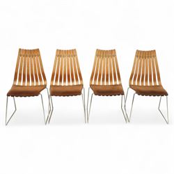 Hans Brattrud for Hove Mobler - Mid-century set of four Scandia dining chairs with slatted...