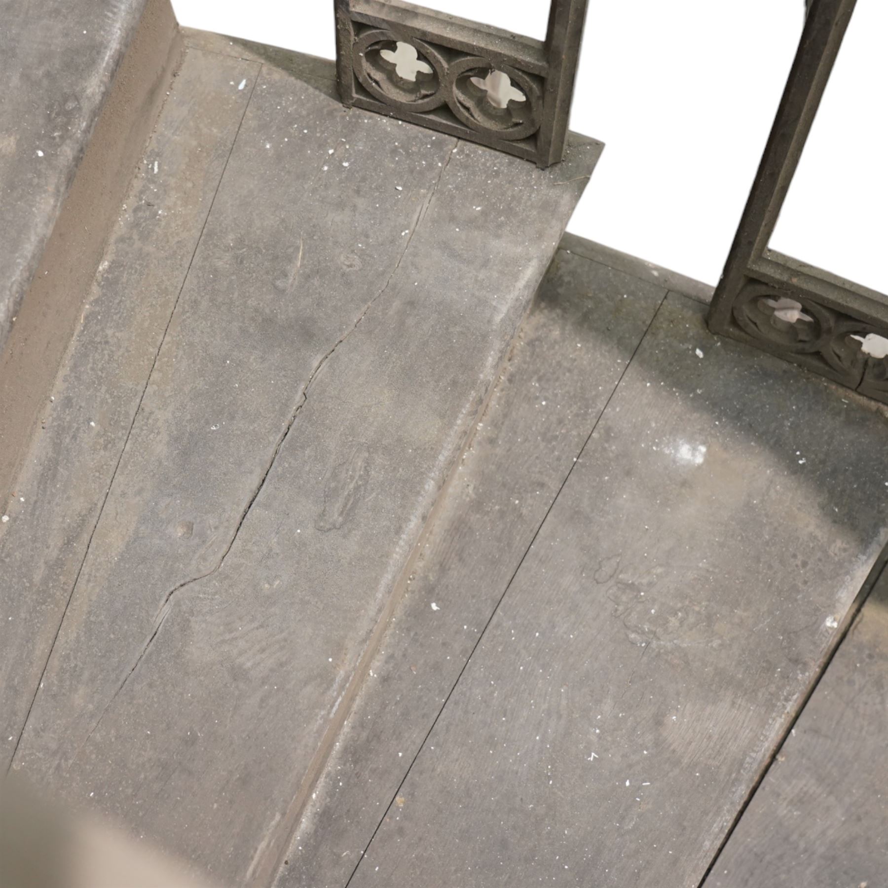 Architectural Salvage - 19th century oak five tread pulpit staircase of curved design with spiral carved pillars and pierced side panels with various additional matching pieces
Note: Removed in the 19th century from the church in the grounds of a private Yorkshire estate 
Provenance: property of a Nobleman