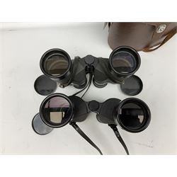 Eleven pairs of Swift binoculars, to include Greens 8x40, Saratoga 8x40, two pairs of Newport Mk II 10x50, Newport 10x50, Saratoga Mk II 8x40, Audubon 8.5x44, etc, 