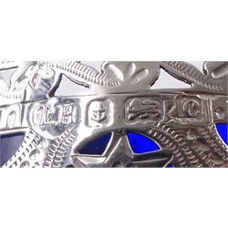 Edwardian silver swing handled sugar basket, with pierced and engraved star and foliate decoration to body, with beaded rim and handle, upon stepped circular base, hallmarked Thomas Hayes, Birmingham 1902, not including handle H10.8cm, with blue glass liner