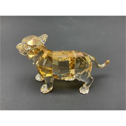 Swarovski Crystal tiger family, comprising adult and two cubs, adult H8.5cm 