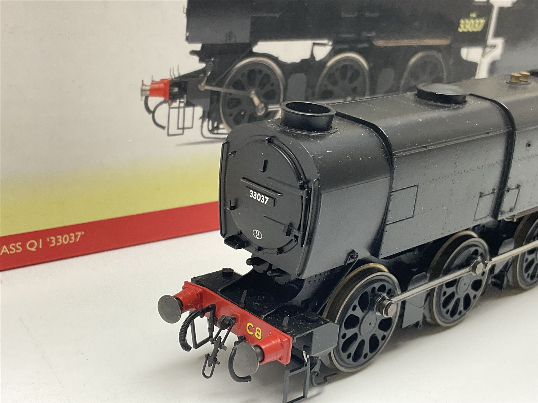 Hornby '00' gauge - Class Q1 0-6-0 locomotive No.33037; boxed with slipcase