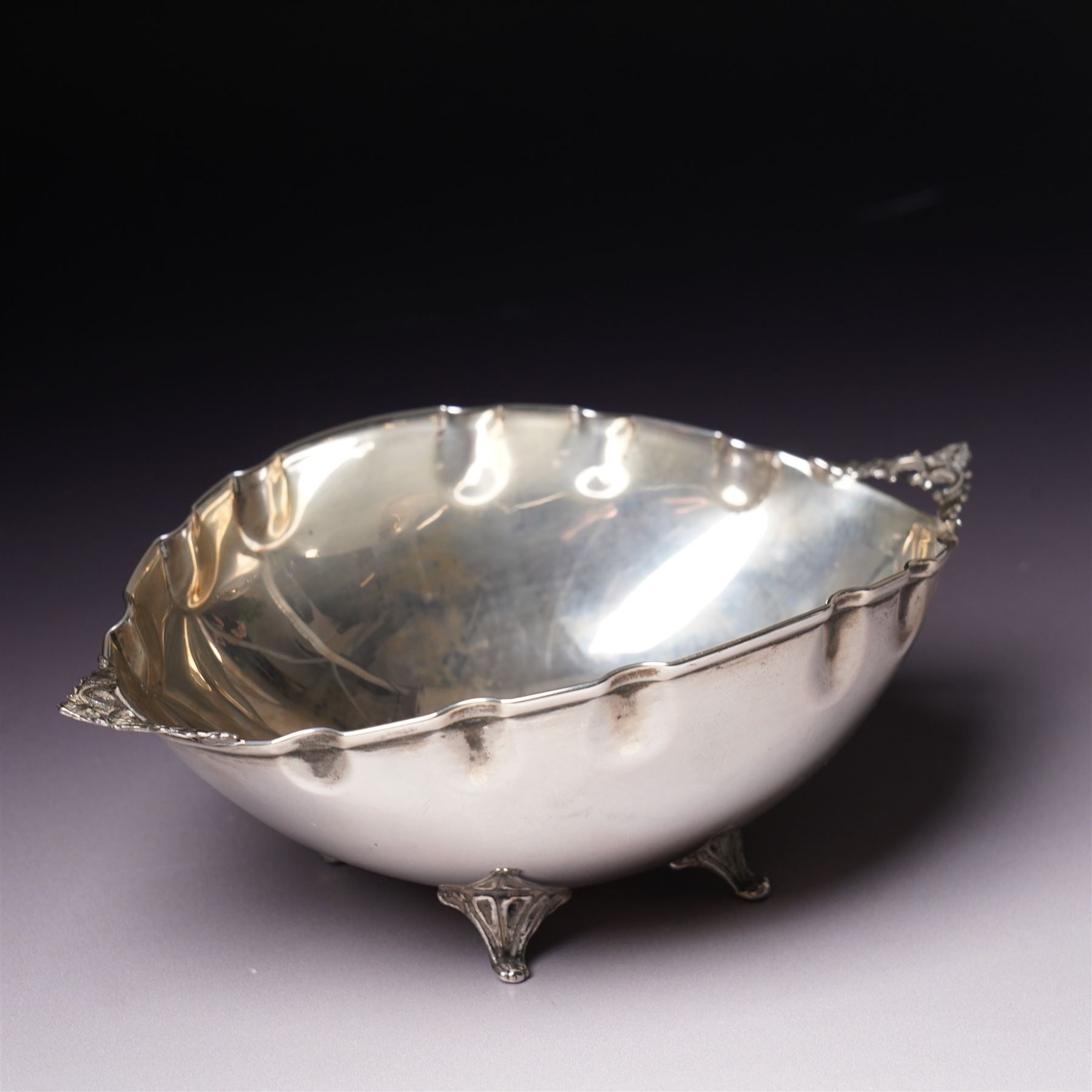 Continental 830 standard shaped rectangular shallow dish with pierced and moulded borders W18cm and an 830 standard oval dish with pierced handles W15cm