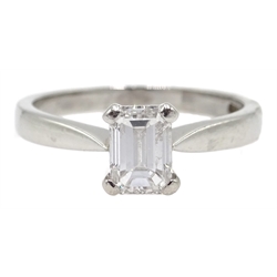  Platinum emerald cut diamond ring with GIA certificate, diamond 0.79ct  