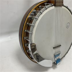 German 5-string contemporary banjo with a soft case 