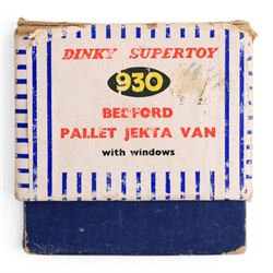 Dinky Toys Bedford Pallet Jekta Van no 930, two tone yellow body with red 'Dinky Toys' lettering, in original box with two orange pallets and instructions
