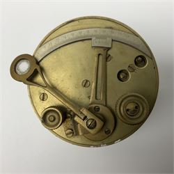 Royal Navy Stanley MK1 1941 brass pocket sextant, H6.5cm